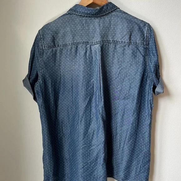 Current/Elliott The Ambrel chambray button down size L - Picture 5 of 6